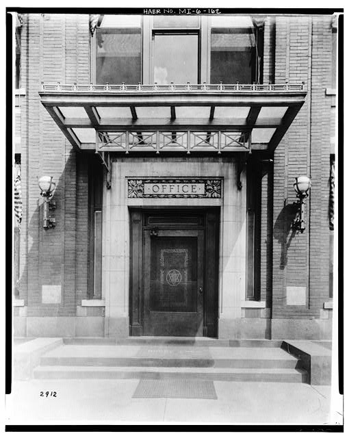Dodge Hamtramck Plant OFFICE BUILDING, MAIN ENTRANCE DOOR, 1915
